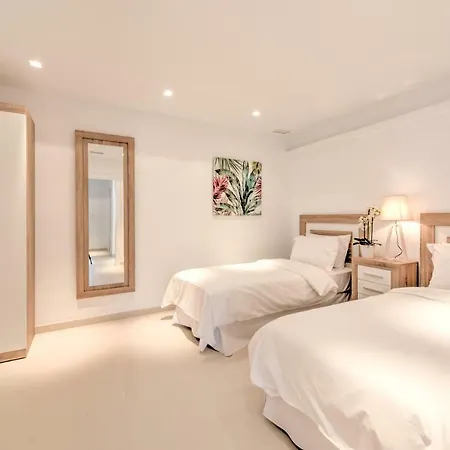 Apartment Luxury Penthouse Puerto Banus Rdr403